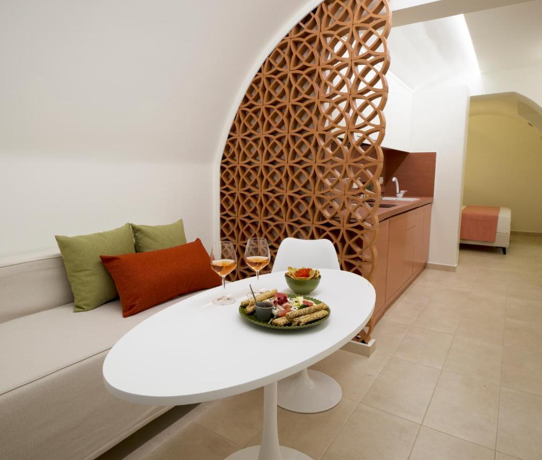 Central Grinn-In The Heart Of Rhodes,New&Stylish! Rhodes City エクステリア 写真